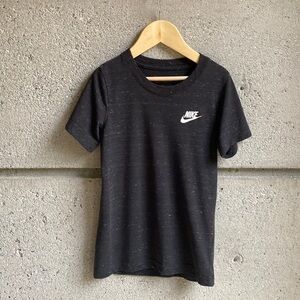 Nike Kids Minimalist Heathered logo Tee